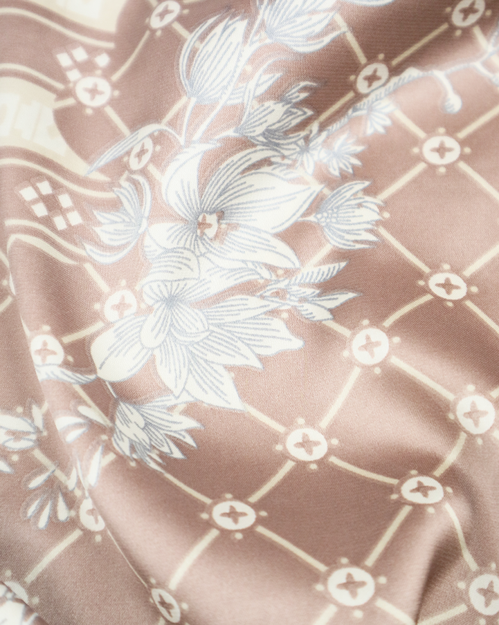 Armany Silk - Kain Moeji Photo